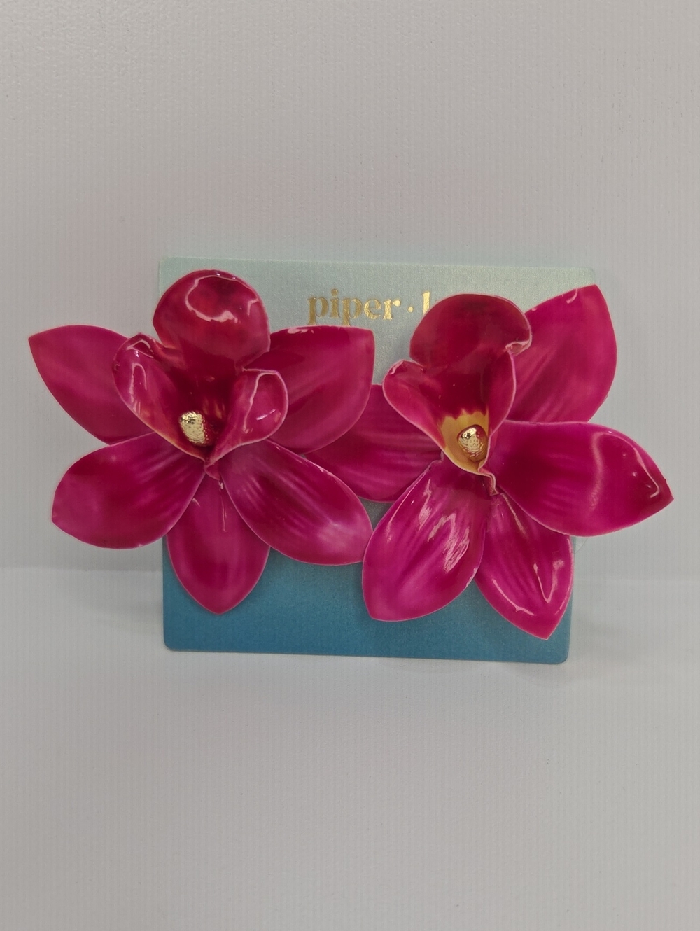 🌸▪️Piper K ▪️Fuchsia Floral Statement Earrings - Picture 2 of 6